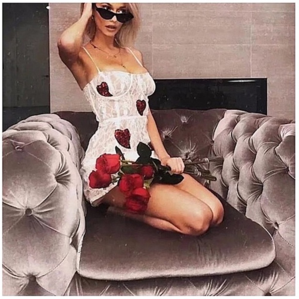 Romantic sequin mini heart sequin lace dress
